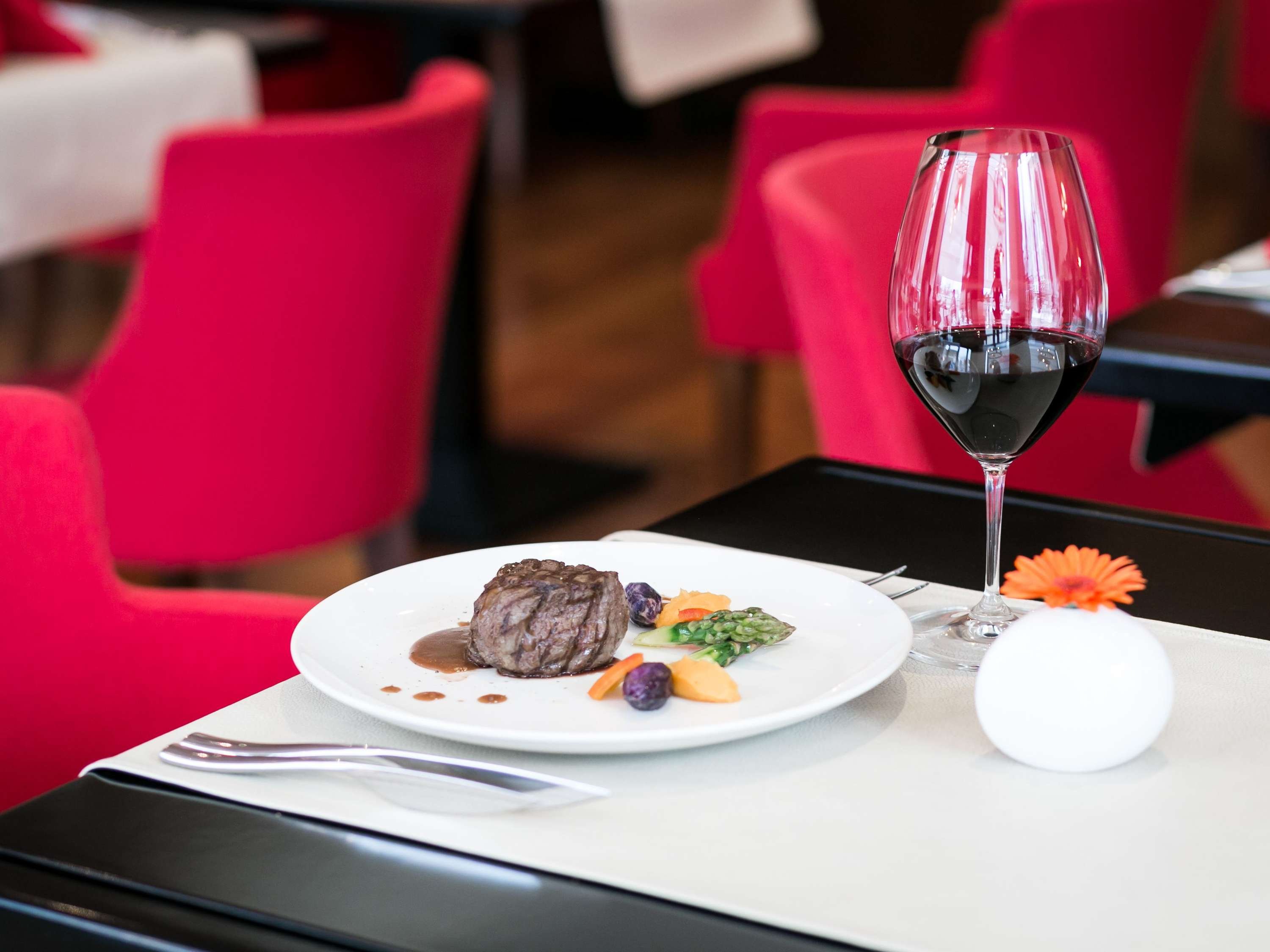 Pullman Bucharest World Trade Center by null