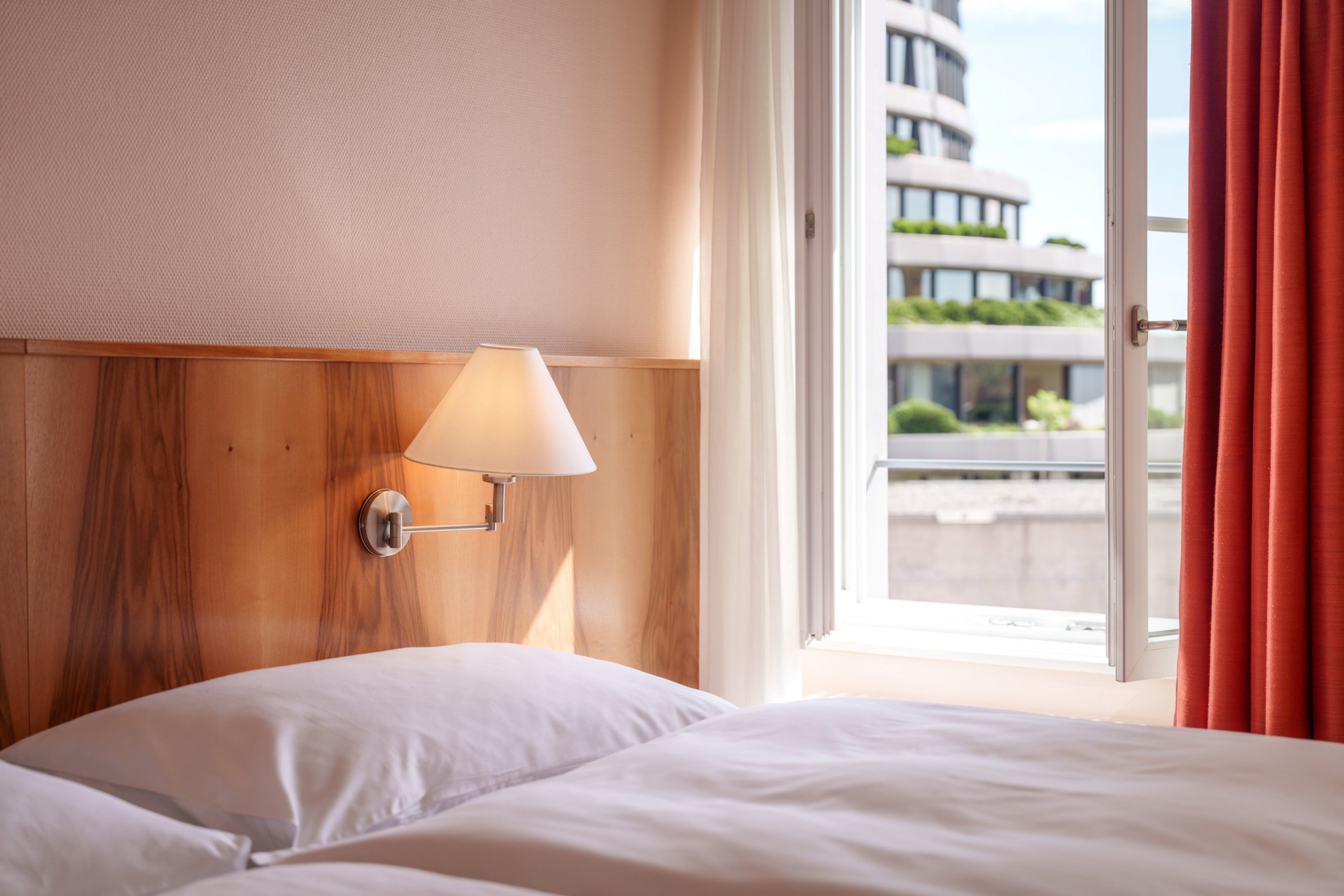 Hotel Schweizerhof Basel by null