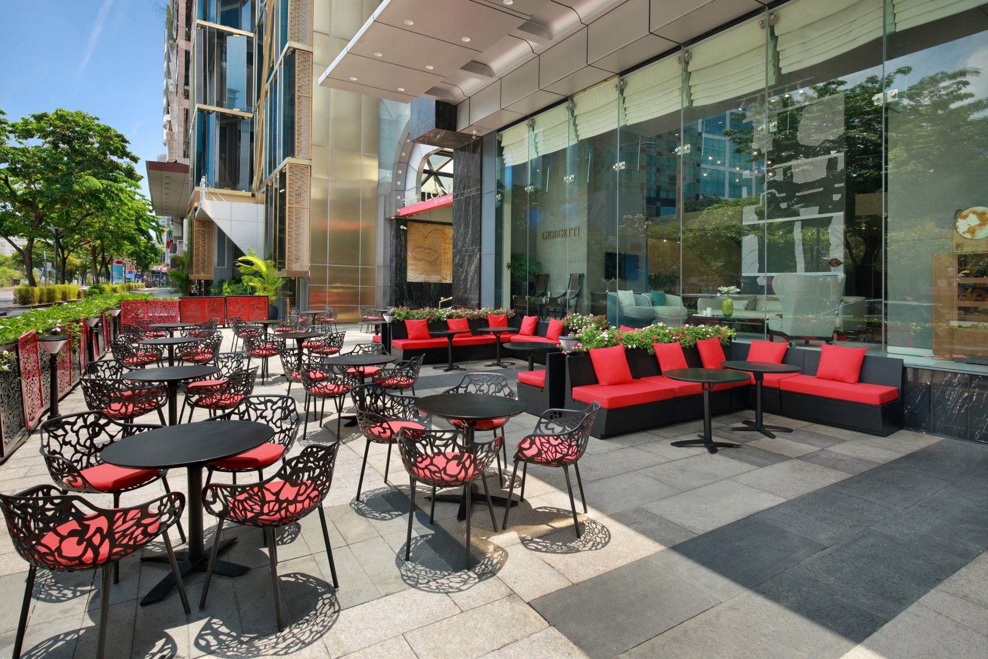 The Reverie Saigon by null