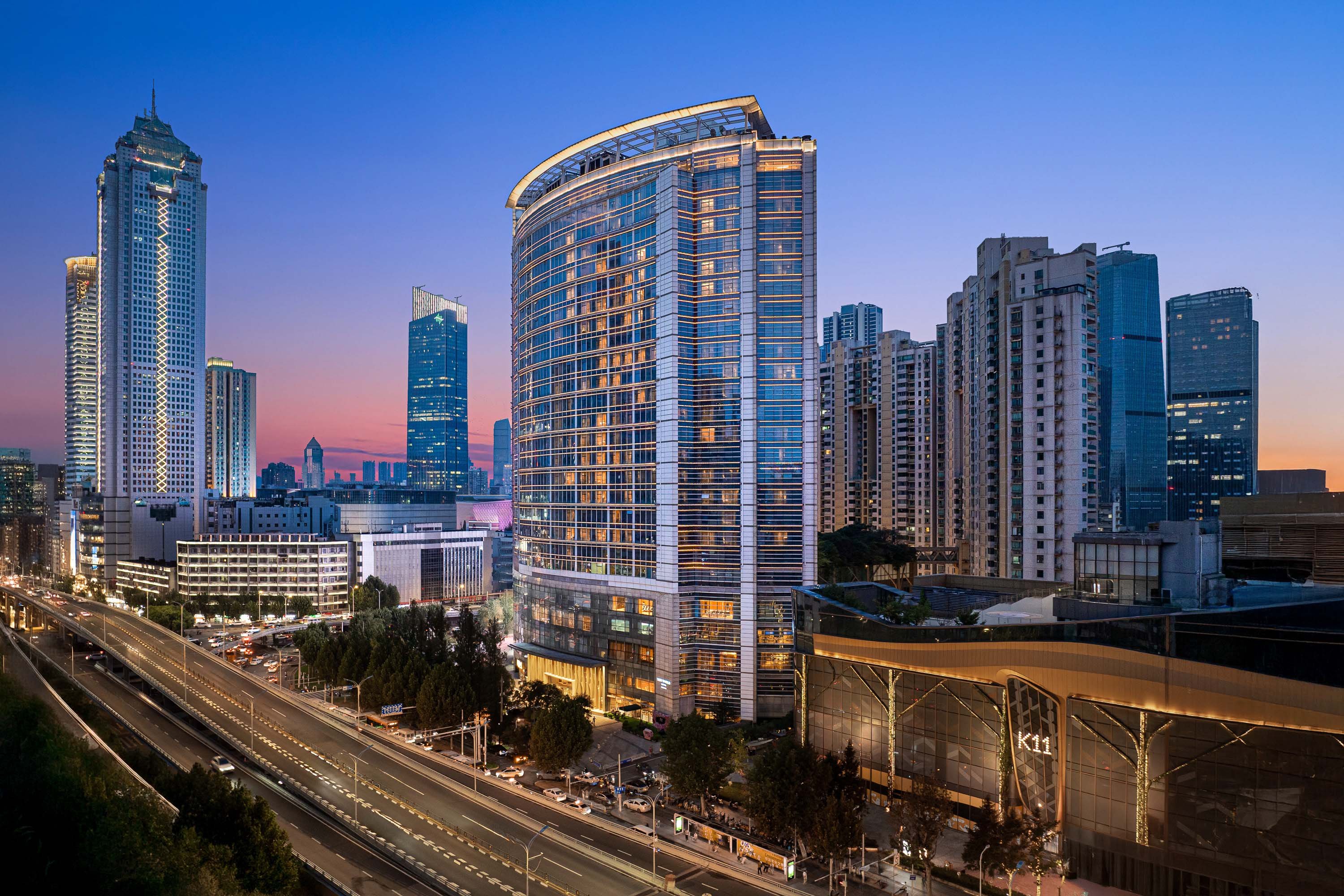 New World Wuhan Hotel photo 2