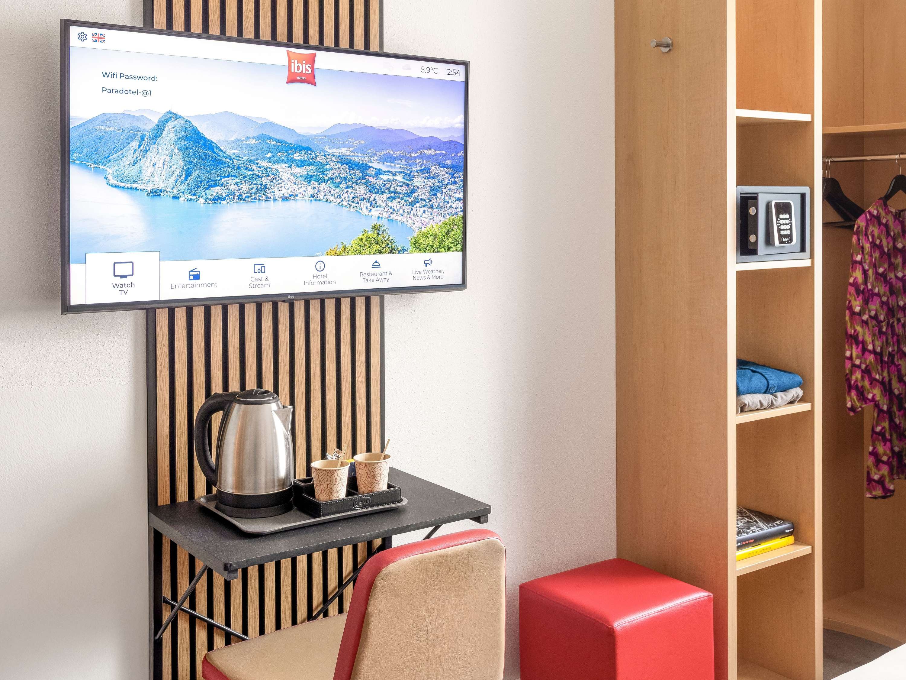 ibis budget Lugano Paradiso by null