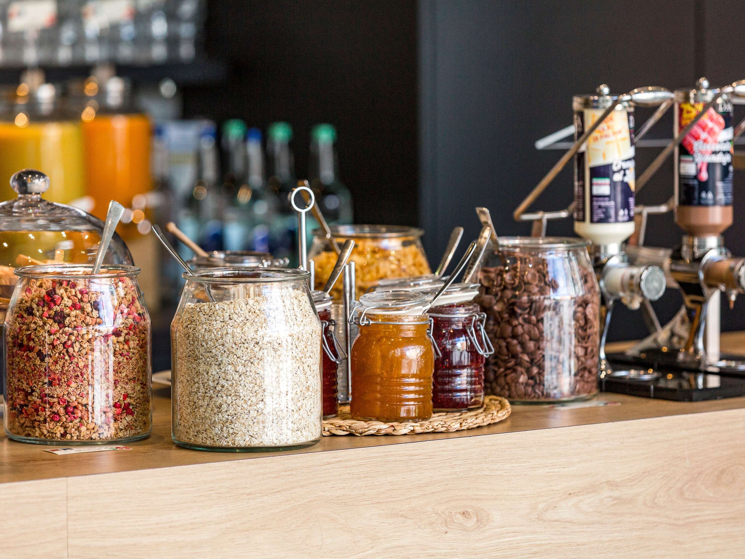 ibis budget Lugano Paradiso by null