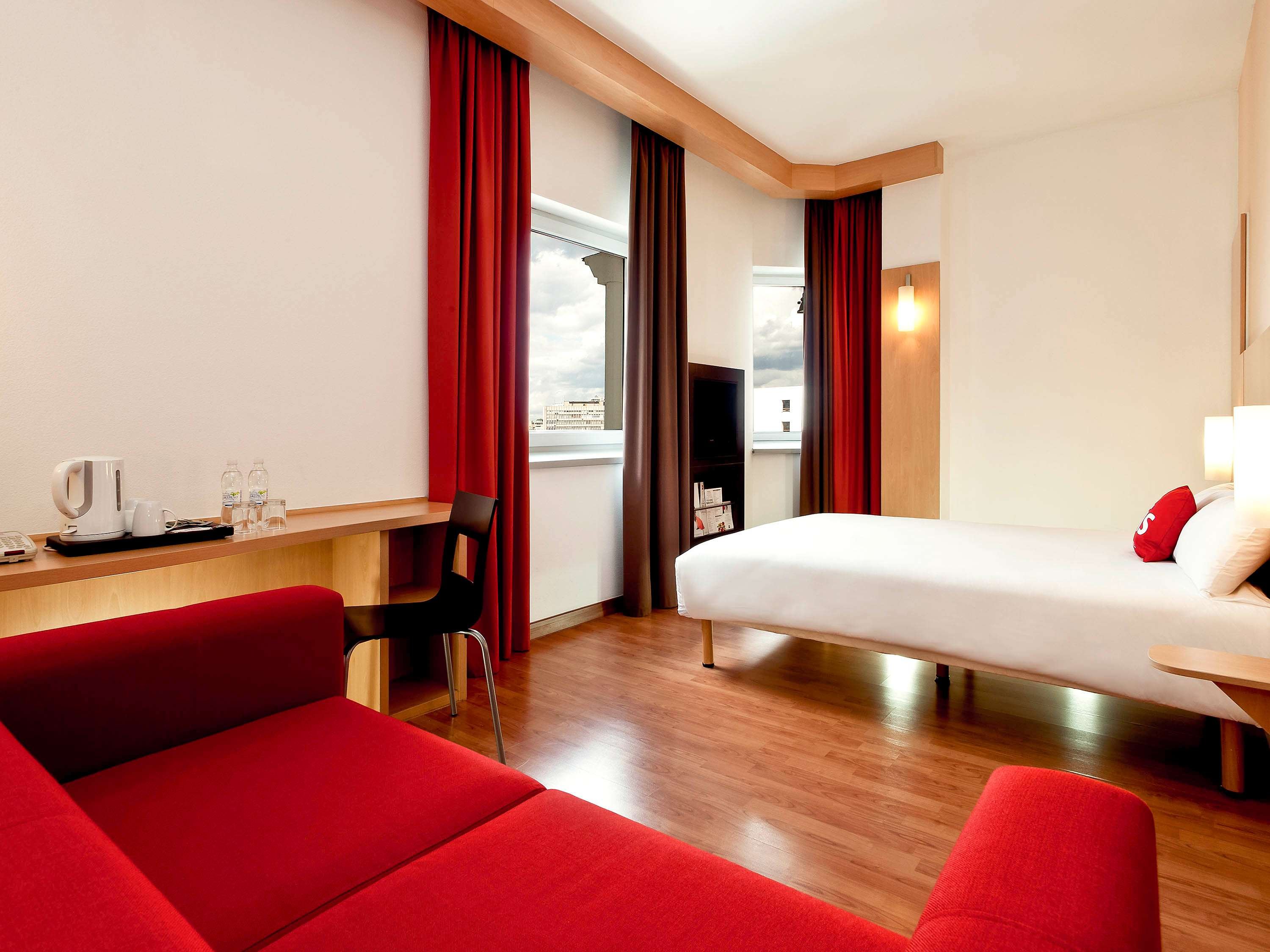 ibis Kyiv City Center by null