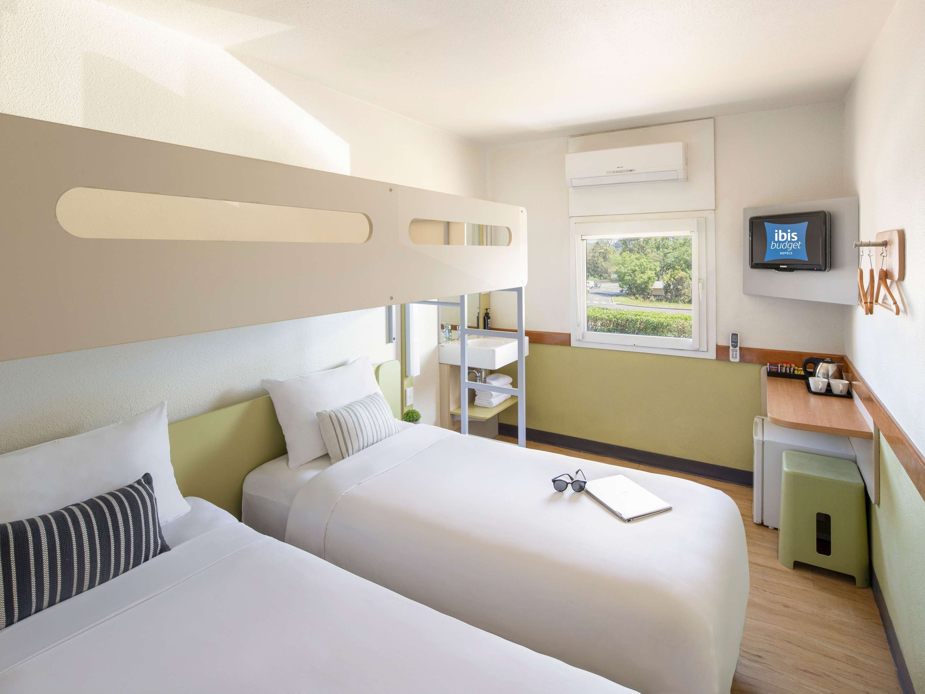 ibis budget Canberra by null