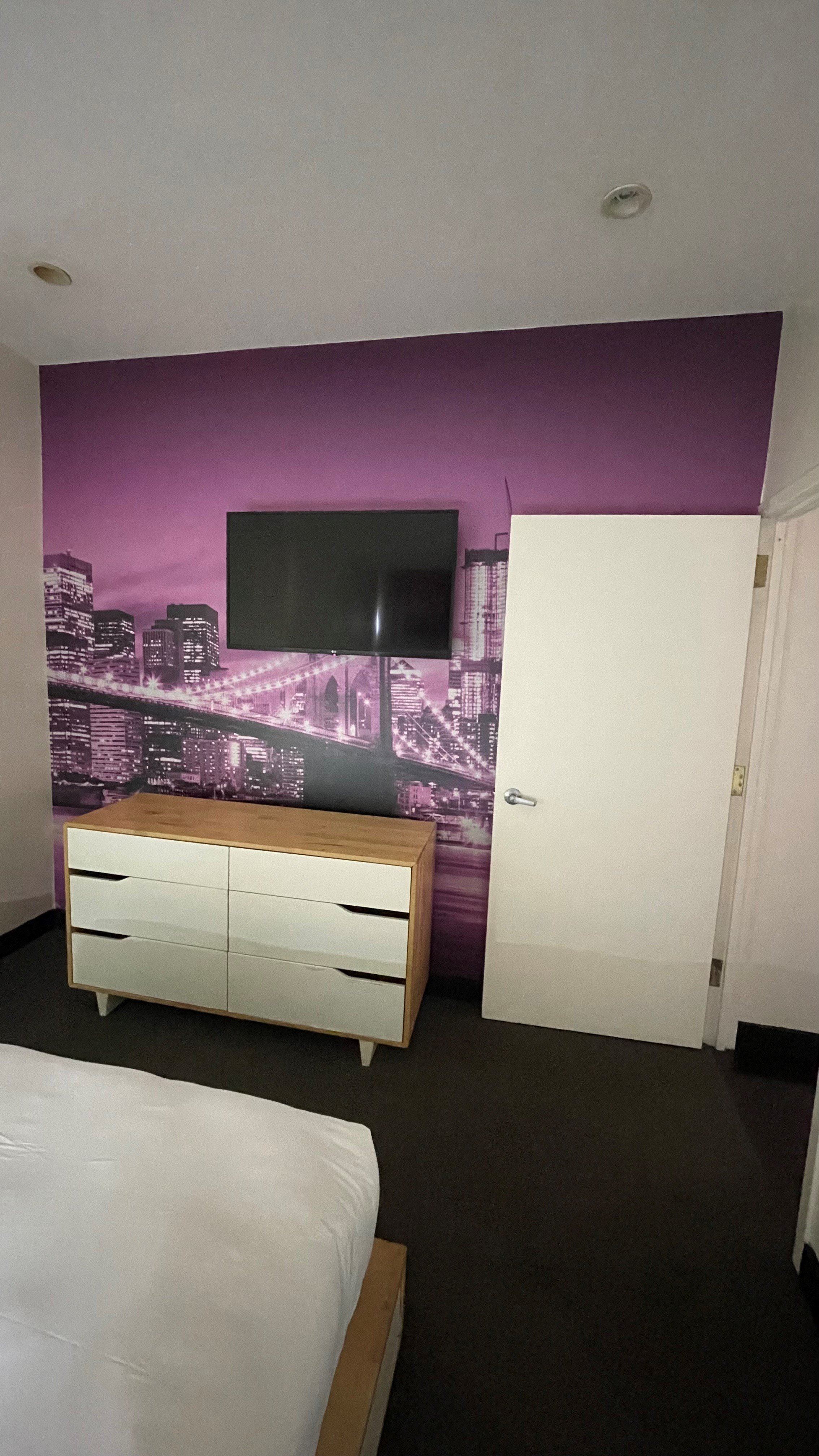 Night Hotel Broadway photo 6